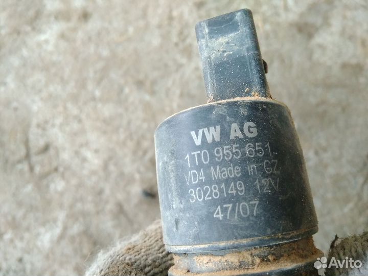 Моторчик омывателя лобового стекла VW