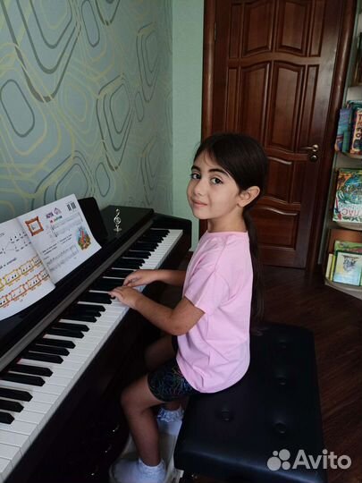 Уроки игры на фортепиано