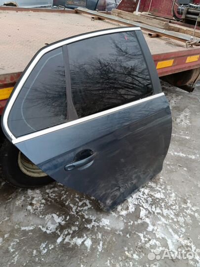 Дверь задняя правая Volkswagen Jetta 5