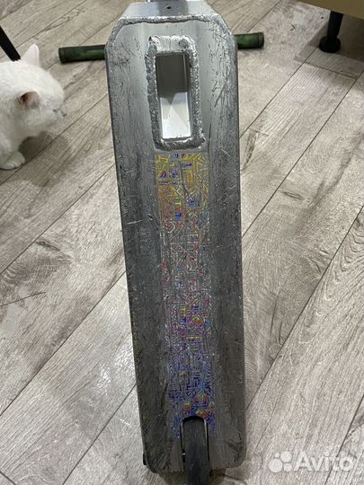 Трюковой самокат