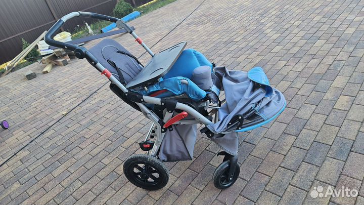 Продам инвалидную коляску