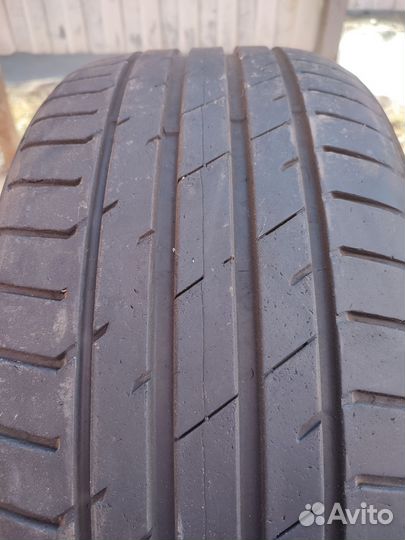 Delinte DS7 Sport 225/50 R18