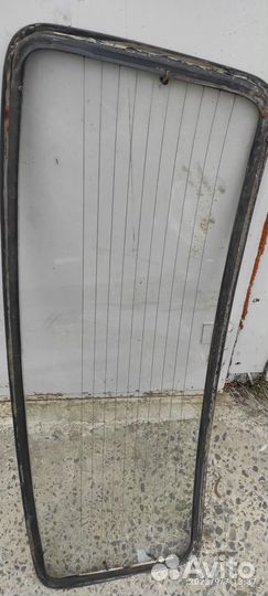 Заднее стекло Волга