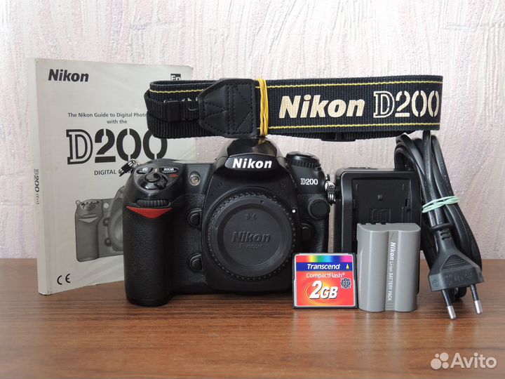 Зеркальный фотоаппарат Nikon D200 на з/ч для Ивана