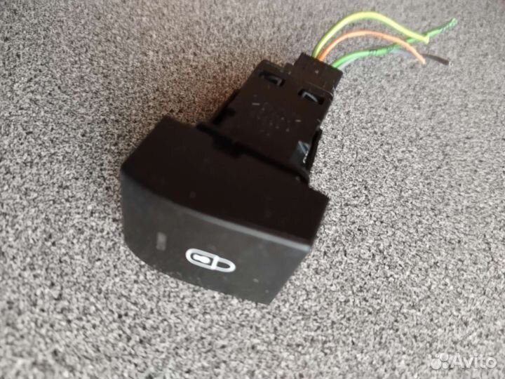 Кнопка аварийной сигнализации peugeot 3008