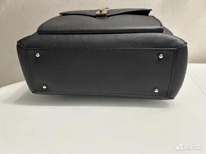 Сумка guess кожаная черная женская