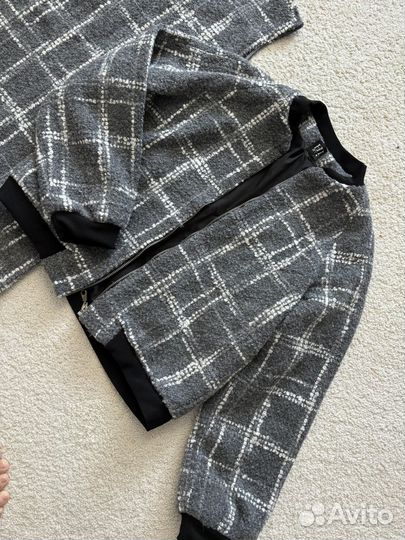 Костюм женский 46 48