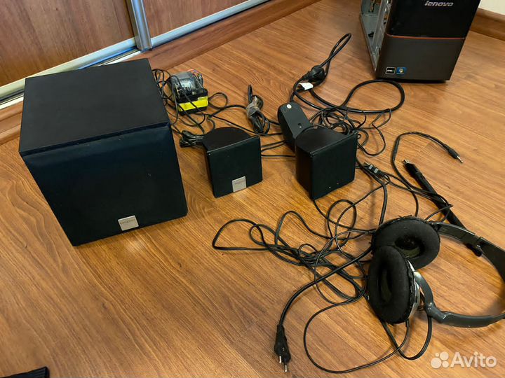 Колонки для компьютера с сабвуфером