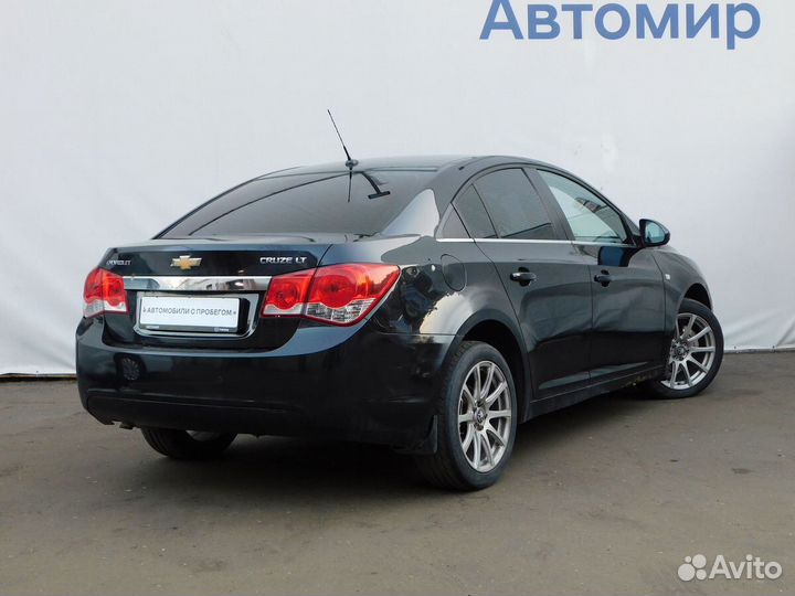 Chevrolet Cruze 1.8 AT, 2011, 153 033 км