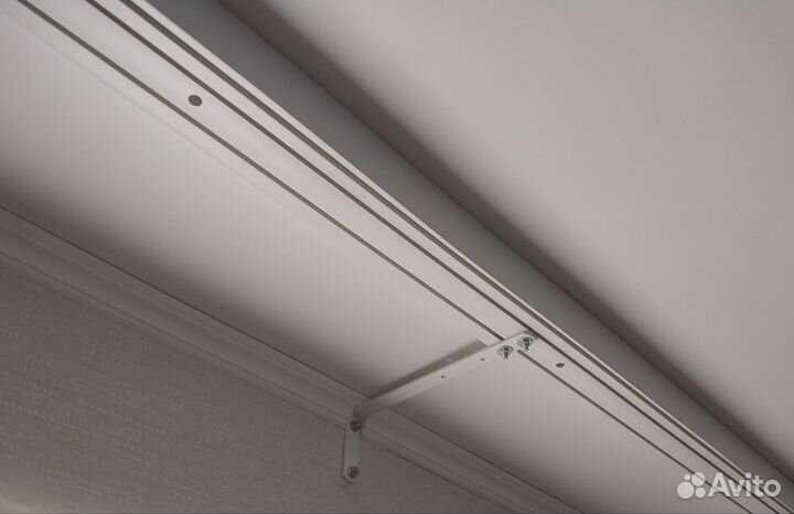 Карнизы для штор бу 3.10 и 1.90