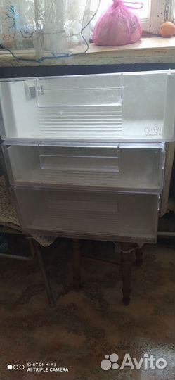 Пластиковые ящики от холодильника