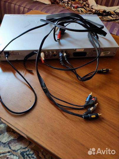 Видеомагнитофон dvd