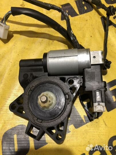 Моторчик стеклоподъемника Мазда сх 7
