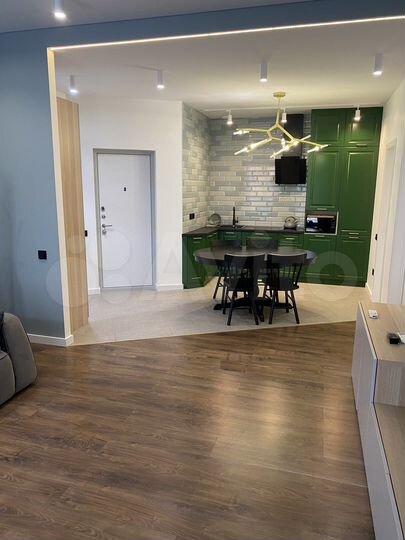 2-к. квартира, 58 м², 3/3 эт.