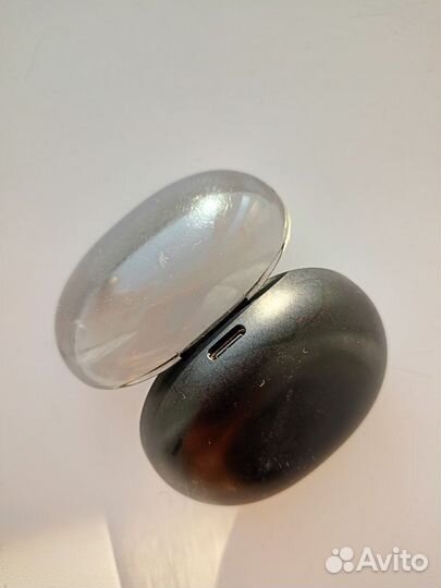 Футляр для наушников