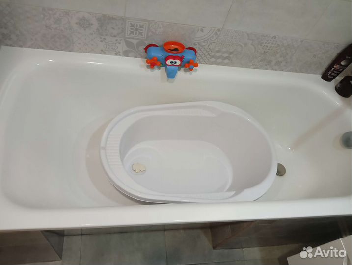 Детская ванночка со сливом