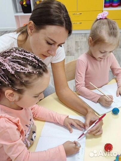 Логопед-дефектолог