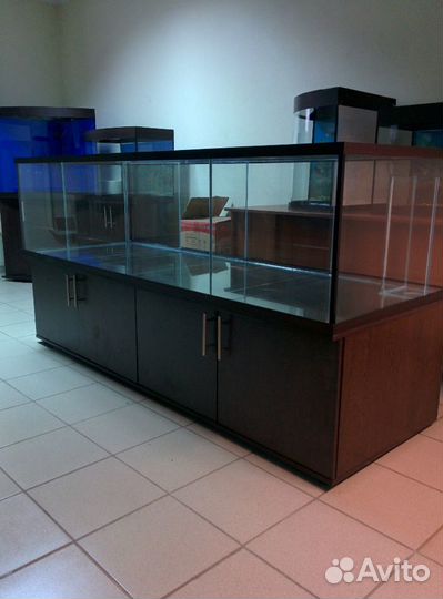 Аквариум для продажи раков, 2м тумба оборудование