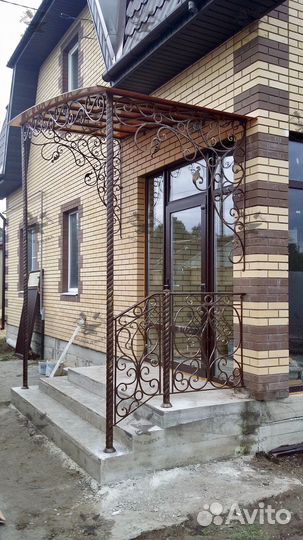 Навес козырек входная группа