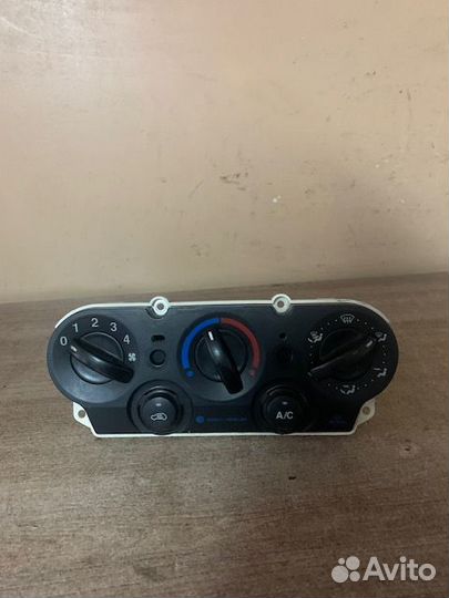 Блок управления отопителем Fusion Fiesta