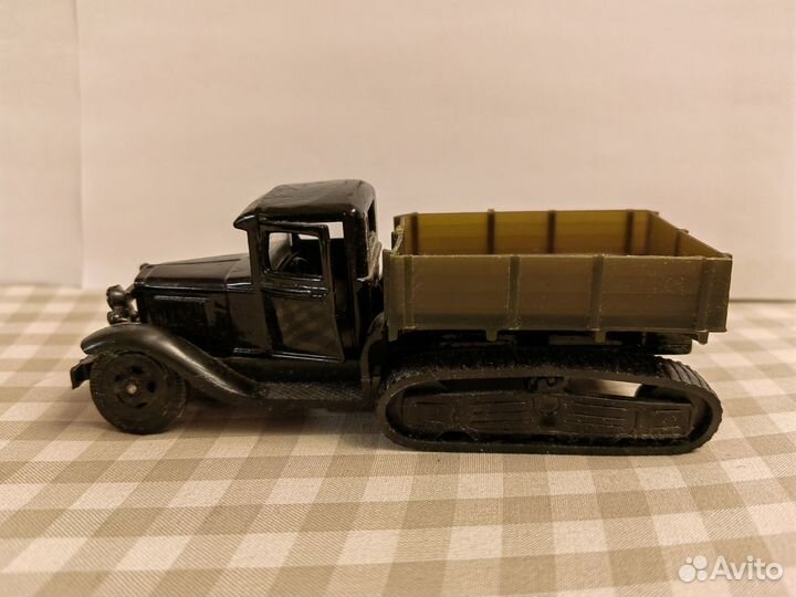 Коллекционные модели автомобилей 1 43 СССР