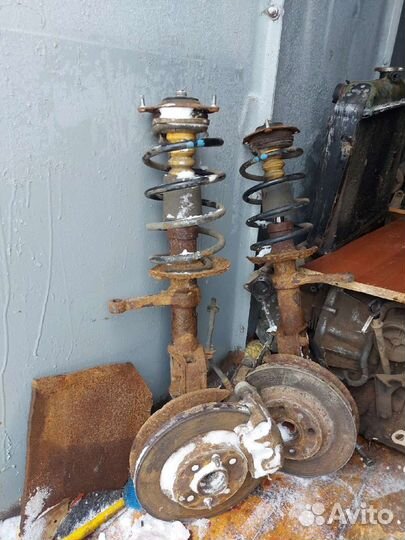 Передние стойки ваз 2110 2112 2111