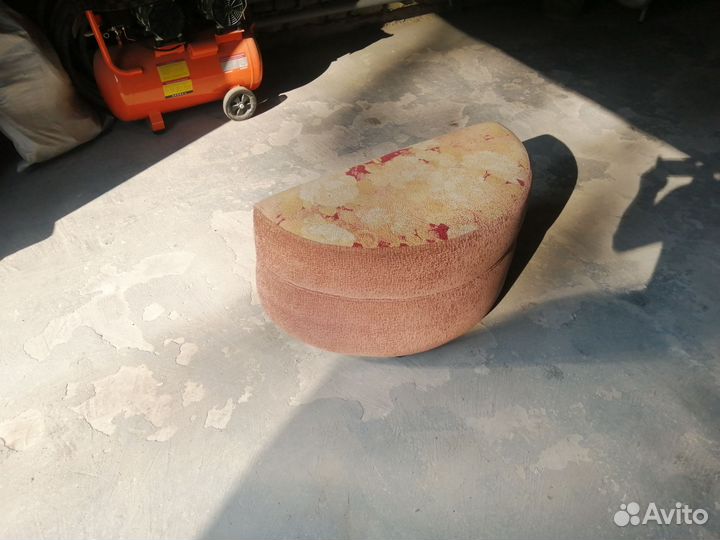 Продам пуфик