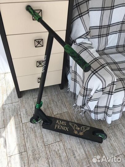 Самокат трюковой 