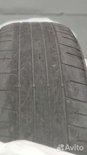 Bridgestone Dueler H/P Sport 215/65 R16 98H