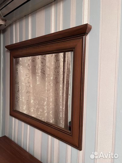 Зеркало с рамой