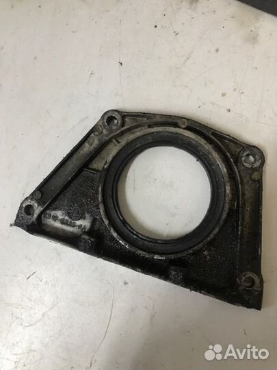 Крышка коленвала Ford Transit микроавтобус 2.5