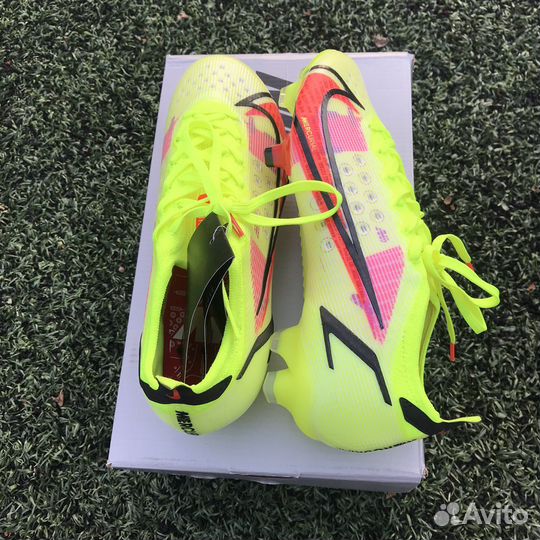 Футбольные Бутсы Nike Mercurial Tiempo