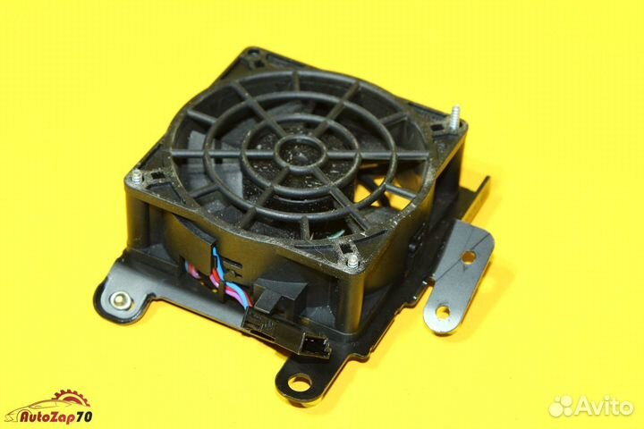 VW Phaeton Вентилятор спинки переднего правого сид
