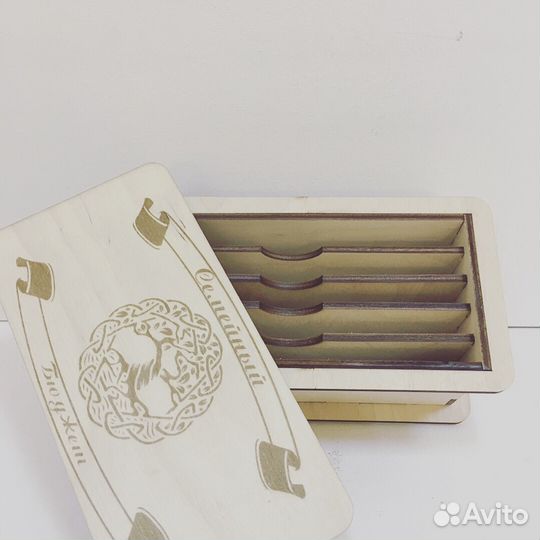 Шкатулка для денег