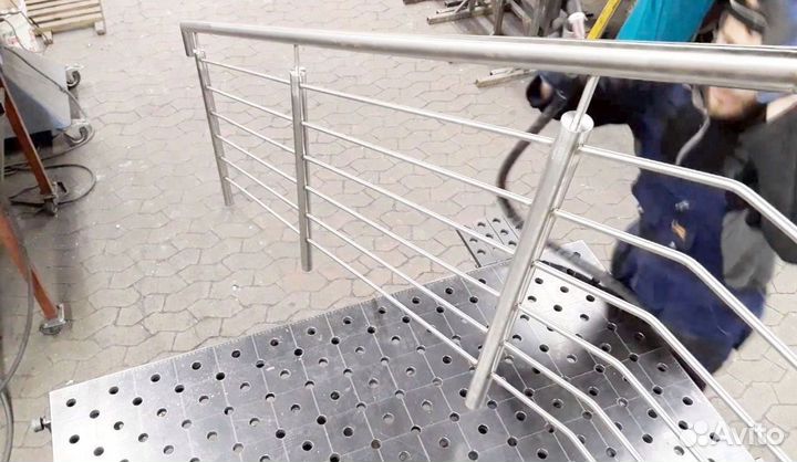 Перила в частный дом