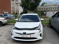 Toyota Prius 1.8 CVT, 2018, 235 000 км, с пробегом, цена 1 420 000 руб.