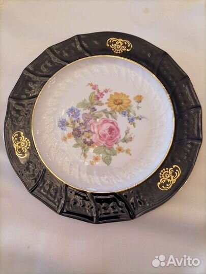 Тарелка коллекционная