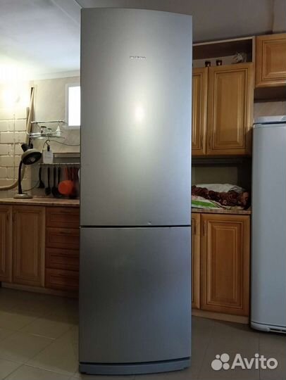Холодильник на запчасти