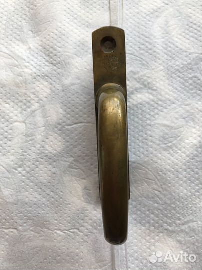 Ручка оконная поворотная