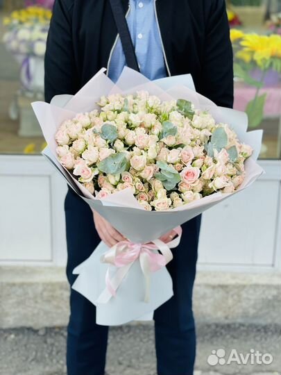 Букеты из 101 розы, 51 розы, 25 роз с доставкой