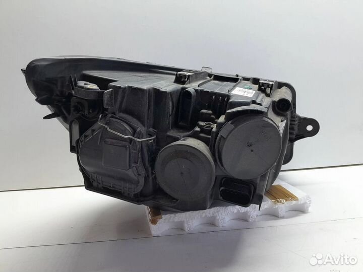 Фара левая Volkswagen Transporter T6 7L1941005B