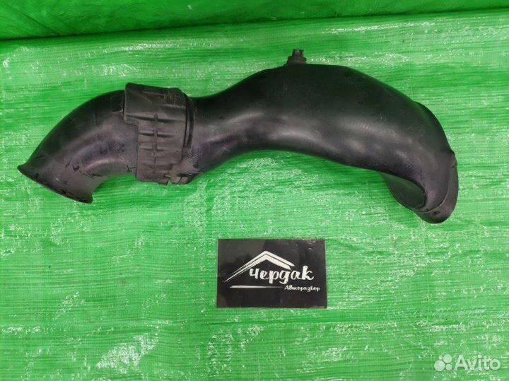 Патрубок возд. фильтра 7P6129609A Touareg NF 10-18