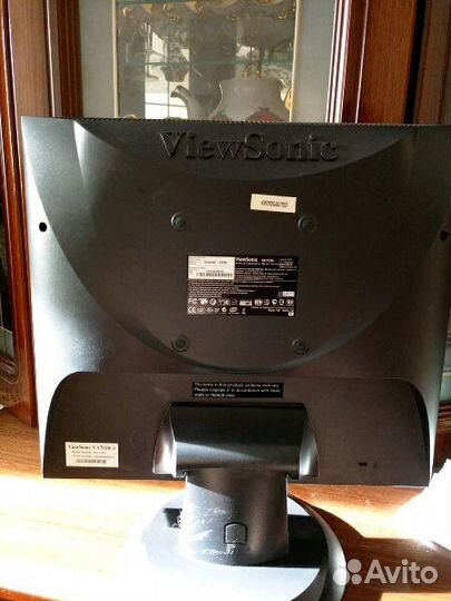 Монитор ViewSonic va703b
