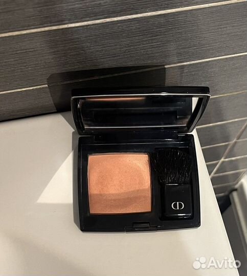 Румяна dior rouge blush 330
