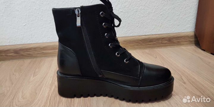 Ботинки женские демисезонные 37 размер