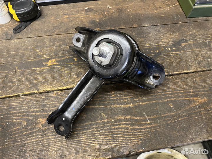 Опора двигателя правая Hyundai Solaris 2 / Kia Rio