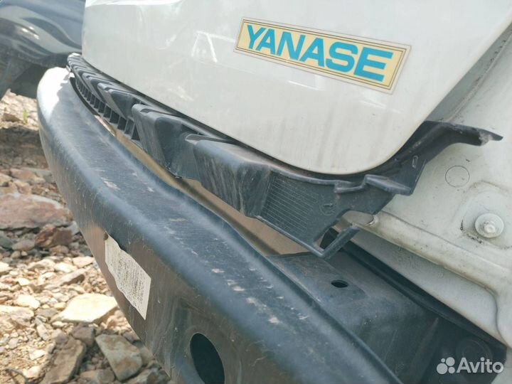 Крепление бампера заднее Mercedes C250 W204 2 2008