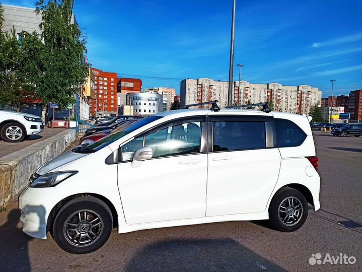 Багажник Поперечны на Honda Freed