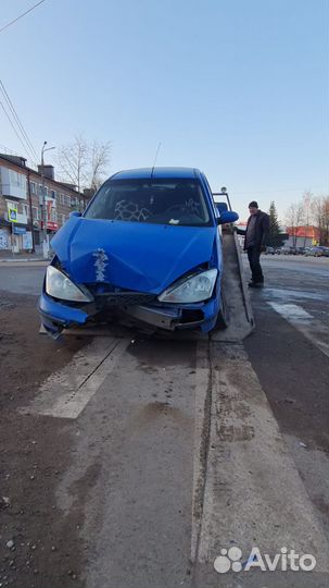 Автомобиль на запчасти после аварии