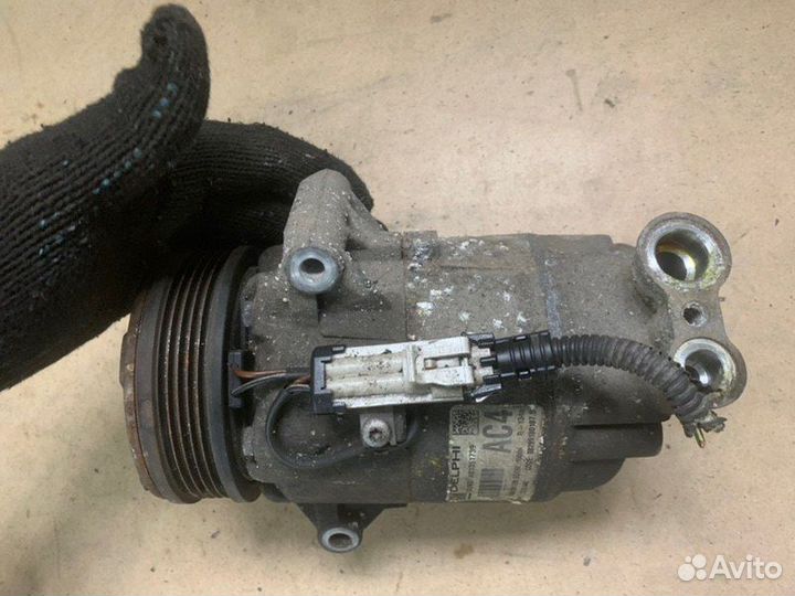 Компрессор кондиционера Opel Astra H хетчбэк 1.6